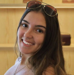 Meet your Posher, Kayla